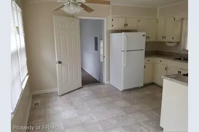 443 Shoreline Drive, Fayetteville, NC 28311 - Photo 4