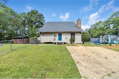 6477 Pittsfield Drive, Fayetteville, NC 28303 - Photo 2