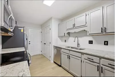 5923 Lively Court, Fayetteville, NC 28306 - Photo 6