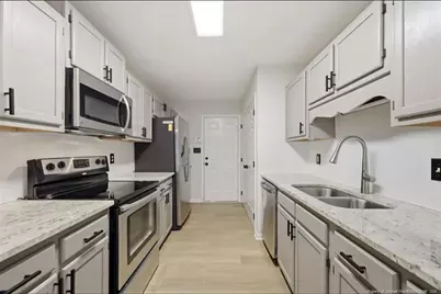 5923 Lively Court, Fayetteville, NC 28306 - Photo 10