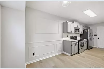 5923 Lively Court, Fayetteville, NC 28306 - Photo 8