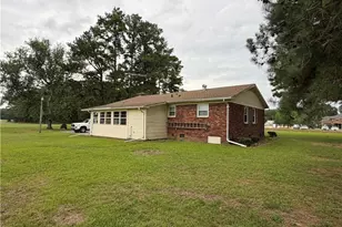 672 E Palmer Rd, Raeford, NC 28376 - Photo 6