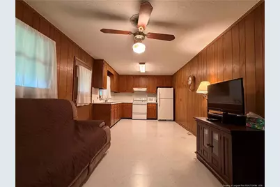 672 E Palmer Road, Raeford, NC 28376 - Photo 14