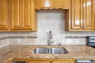 221 Old Baker Rd, Maxton, NC 28364 - Photo 10