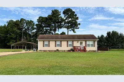 386 Oakwood Heights Drive, Lumberton, NC 28358 - Photo 2