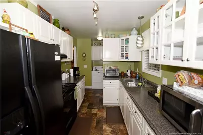 386 Oakwood Heights Drive, Lumberton, NC 28358 - Photo 12