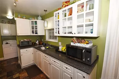 386 Oakwood Heights Drive, Lumberton, NC 28358 - Photo 10