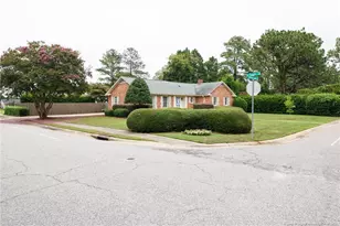 2630 Mirror Lake Dr, Fayetteville, NC 28303 - Photo 4