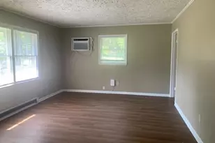 814 Varsity Dr, Fayetteville, NC 28304 - Photo 2