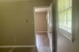 814 Varsity Dr, Fayetteville, NC 28304 - Photo 8