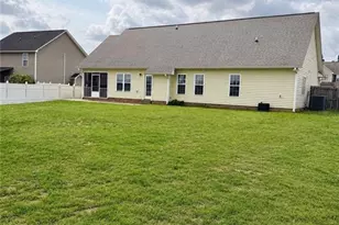 145 Wood Point Dr, Lillington, NC 27546 - Photo 4