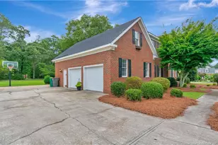 5008 Willow Oak Dr, Lumberton, NC 28358 - Photo 2