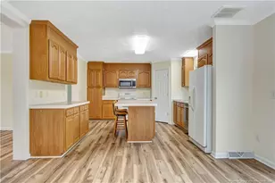 1100 Brisson Rd, Saint Pauls, NC 28384 - Photo 10