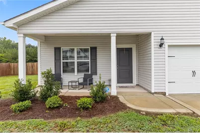 643 Barlow Road, Parkton, NC 28371 - Photo 4