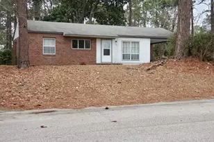 1810 Wendover Dr, Fayetteville, NC 28304 - Photo 1