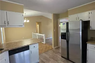 7172 Evanston St, Fayetteville, NC 28314 - Photo 4