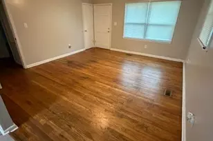 205 Chavis St, Pembroke, NC 28372 - Photo 2