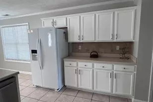 1920 Caviness St, Fayetteville, NC 28314 - Photo 24