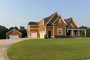 3708 Riverhill Dr, Fayetteville, NC 28306 - Photo 2