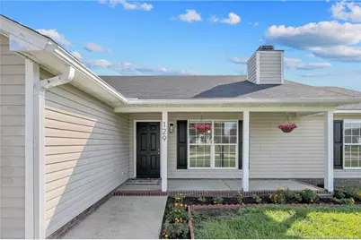 129 Cavalier Drive, Raeford, NC 28376 - Photo 4