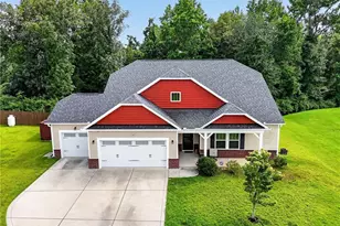 346 Bridgehaven Dr, Raeford, NC 28376 - Photo 1