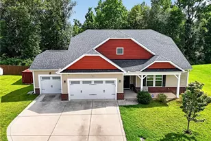346 Bridgehaven Dr, Raeford, NC 28376 - Photo 2
