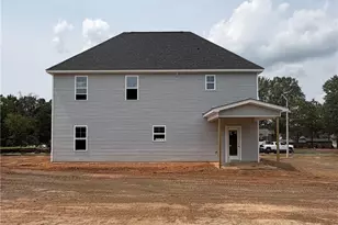 387 Thorntons Creek Dr, Erwin, NC 28339 - Photo 2