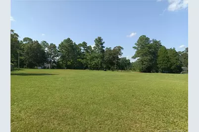 112 Lakeview Drive, Red Springs, NC 28377 - Photo 2