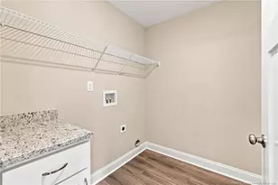 111 Kensington Cir, Fayetteville, NC 28301 - Photo 14