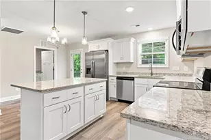 111 Kensington Cir, Fayetteville, NC 28301 - Photo 8