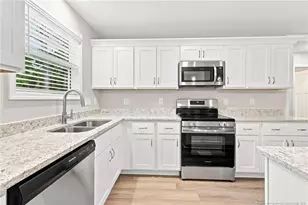 111 Kensington Cir, Fayetteville, NC 28301 - Photo 10