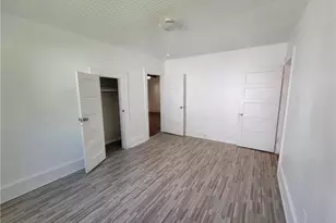 519 Edwards St, Fayetteville, NC 28301 - Photo 12