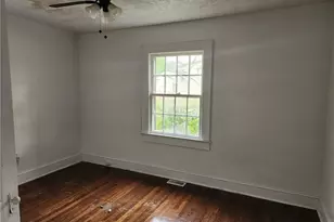 507 Edward St, Fayetteville, NC 28301 - Photo 2
