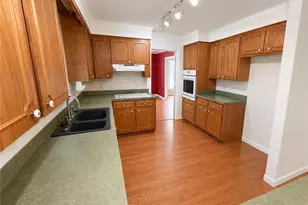 908 Botany Woods Dr, Sanford, NC 27330 - Photo 4