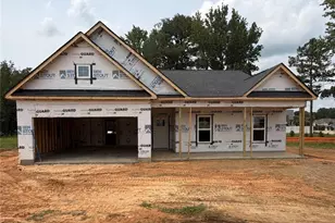 380 Thorntons Creek Dr, Erwin, NC 28339 - Photo 1