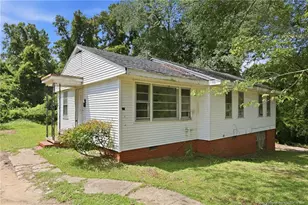 319 Stuart Ave, Fayetteville, NC 28301 - Photo 1