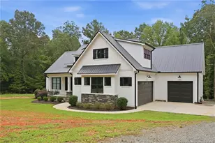61 Erma Thomas Ln, Sanford, NC 27330 - Photo 2