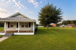 409 Franklin Ave, Lumberton, NC 28358 - Photo 18