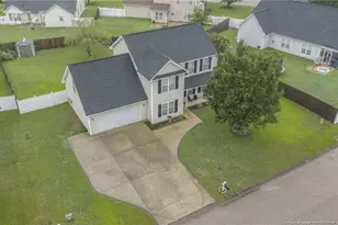 626 Fairfield Cir, Raeford, NC 28376 - Photo 6