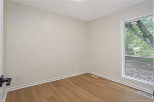 912 Hunters View Dr, Fayetteville, NC 28312 - Photo 32