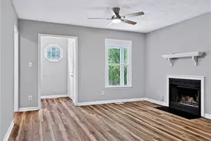 1582 Hazelcrest Dr, Fayetteville, NC 28304 - Photo 4