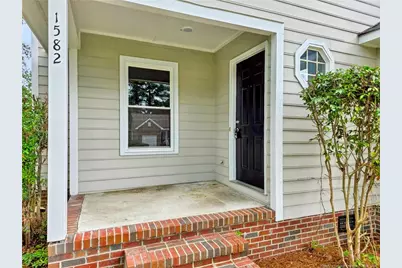1582 Hazelcrest Drive, Fayetteville, NC 28304 - Photo 2