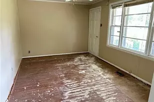 2669 Blossom Rd, Fayetteville, NC 28348 - Photo 10