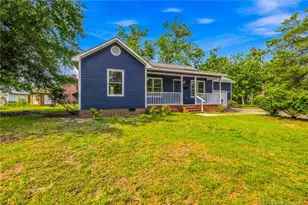 302 W 6th Ave, Raeford, NC 28376 - Photo 2