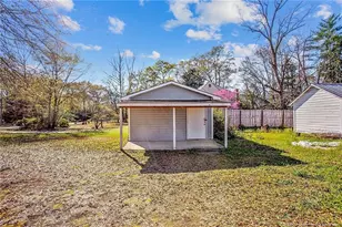 302 W 6th Ave, Raeford, NC 28376 - Photo 32
