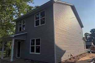 413 Jefferson Dr, Fayetteville, NC 28304 - Photo 2