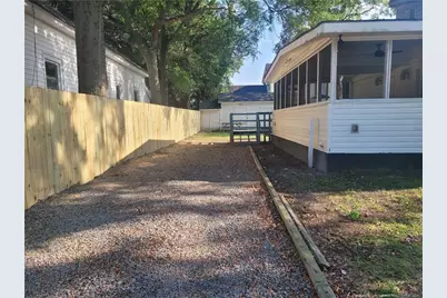 708 N Cedar Street, Lumberton, NC 28358 - Photo 36