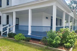 708 N Cedar St, Lumberton, NC 28358 - Photo 2