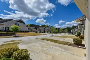 155 Cypress Hill Ln, Holly Springs, NC 27540 - Photo 4