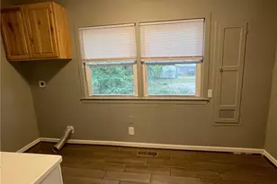 805 Chatham St, Sanford, NC 27332 - Photo 4